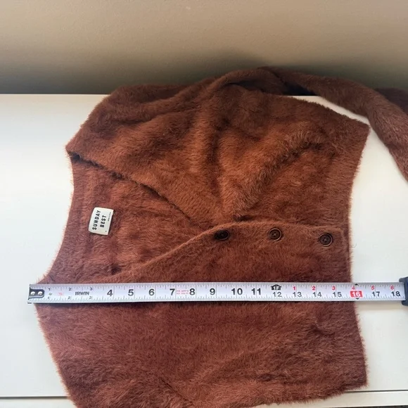 BNWOT Sunday Best Aritzia Reece Cardigan Fuzzy-Knit in Cognac Brown Size Medium - Picture 6 of 7